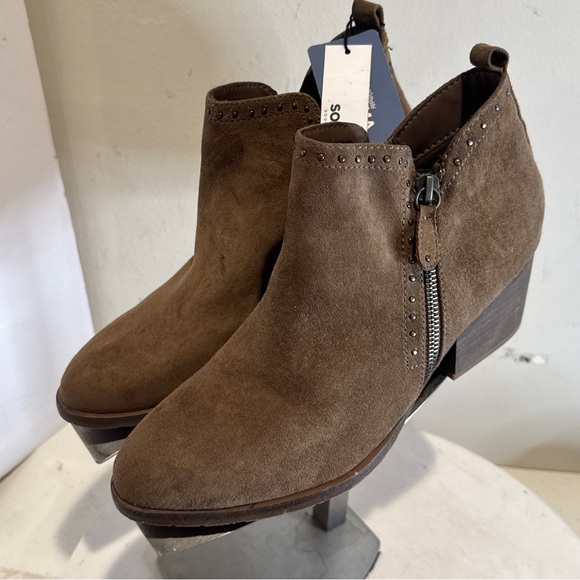 Sonoma Shoes - Sonoma Ankle Women's Stone Boots size 10 new